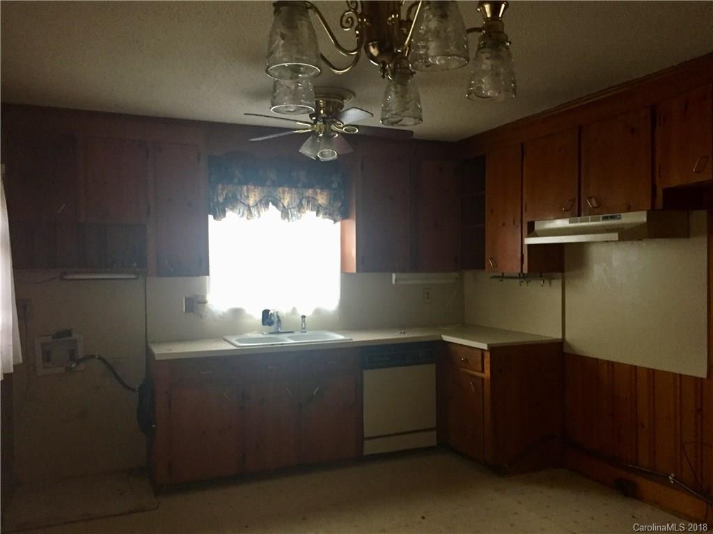 4317 Butler Road, Unit 22 Charlotte, NC 28208 - Photo 3 of 8 Gallery Image 3
