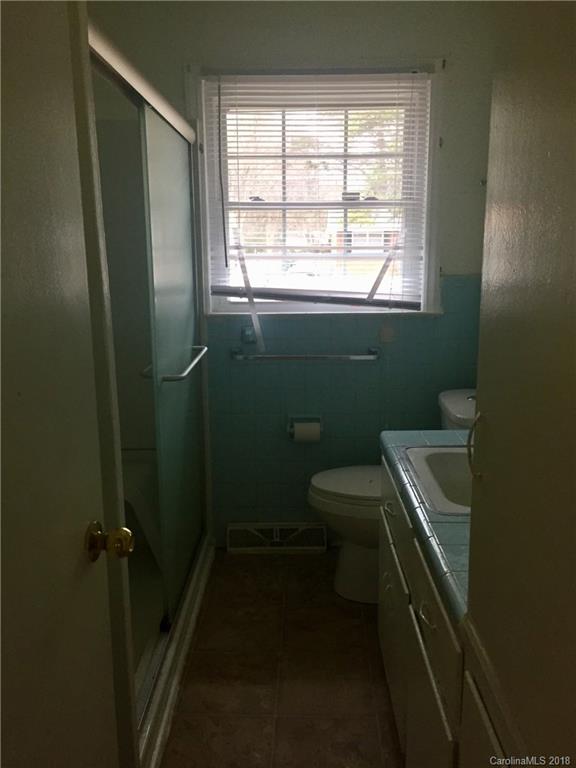 4317 Butler Road, Unit 22 Charlotte, NC 28208 - Photo 8 of 8 Gallery Image 8
