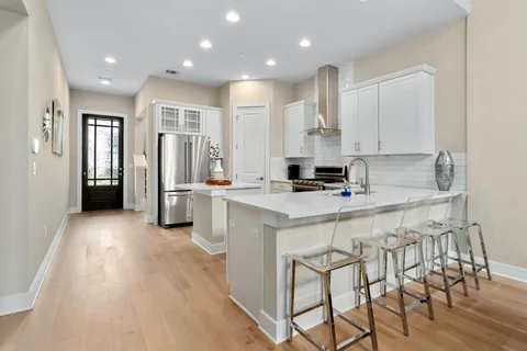 $799,000 | 4323 Spicewood Springs Road, Unit 2, Austin, TX 78759