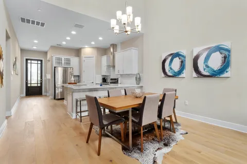 $799,000 | 4323 Spicewood Springs Road, Unit 2, Austin, TX 78759