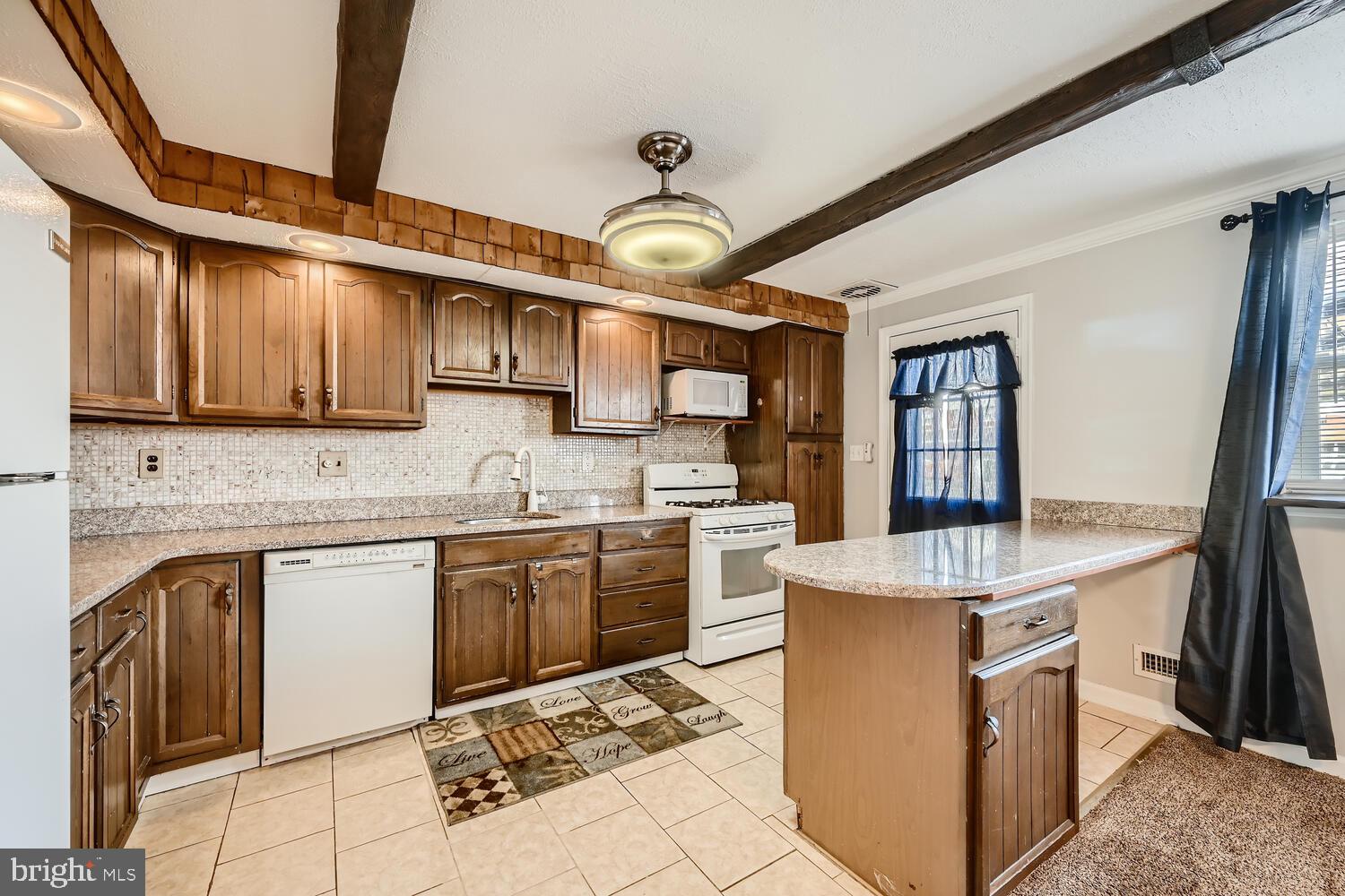 7856 Kavanagh Road Baltimore, MD 21222 - Photo 9 of 29