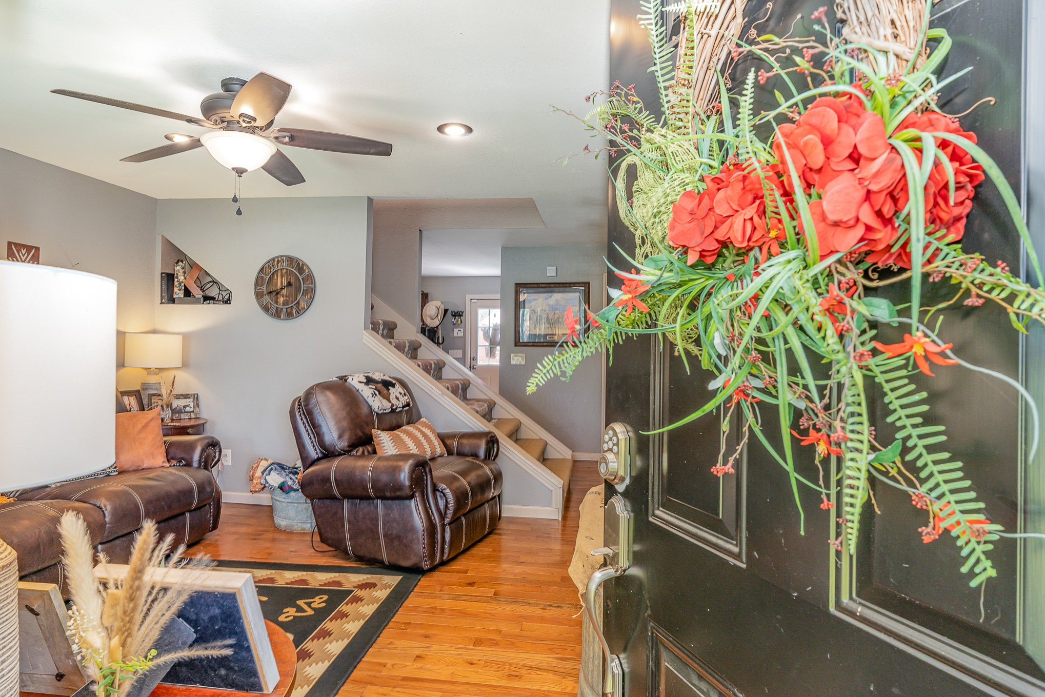 10919 Owens Chapel Road Springfield, TN 37172 - Photo 3 of 23 a living room with furniture