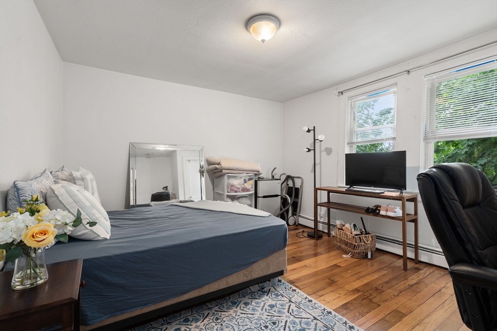 4 Warren Avenue Chelsea, MA 02150 - Photo 15 of 19