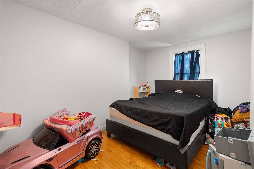 4 Warren Avenue Chelsea, MA 02150 - Photo 16 of 19