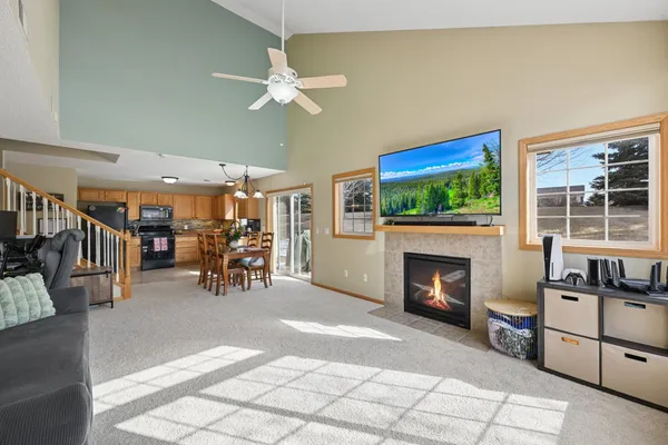 $284,900 | 16424 Elm Creek Lane, Unit 4029, Lakeville, MN 55044