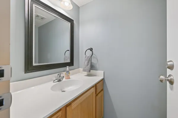 $284,900 | 16424 Elm Creek Lane, Unit 4029, Lakeville, MN 55044