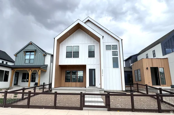 $565,030 | 3077 North Stardew Street, Unit 318, Eagle Mountain, UT 84005