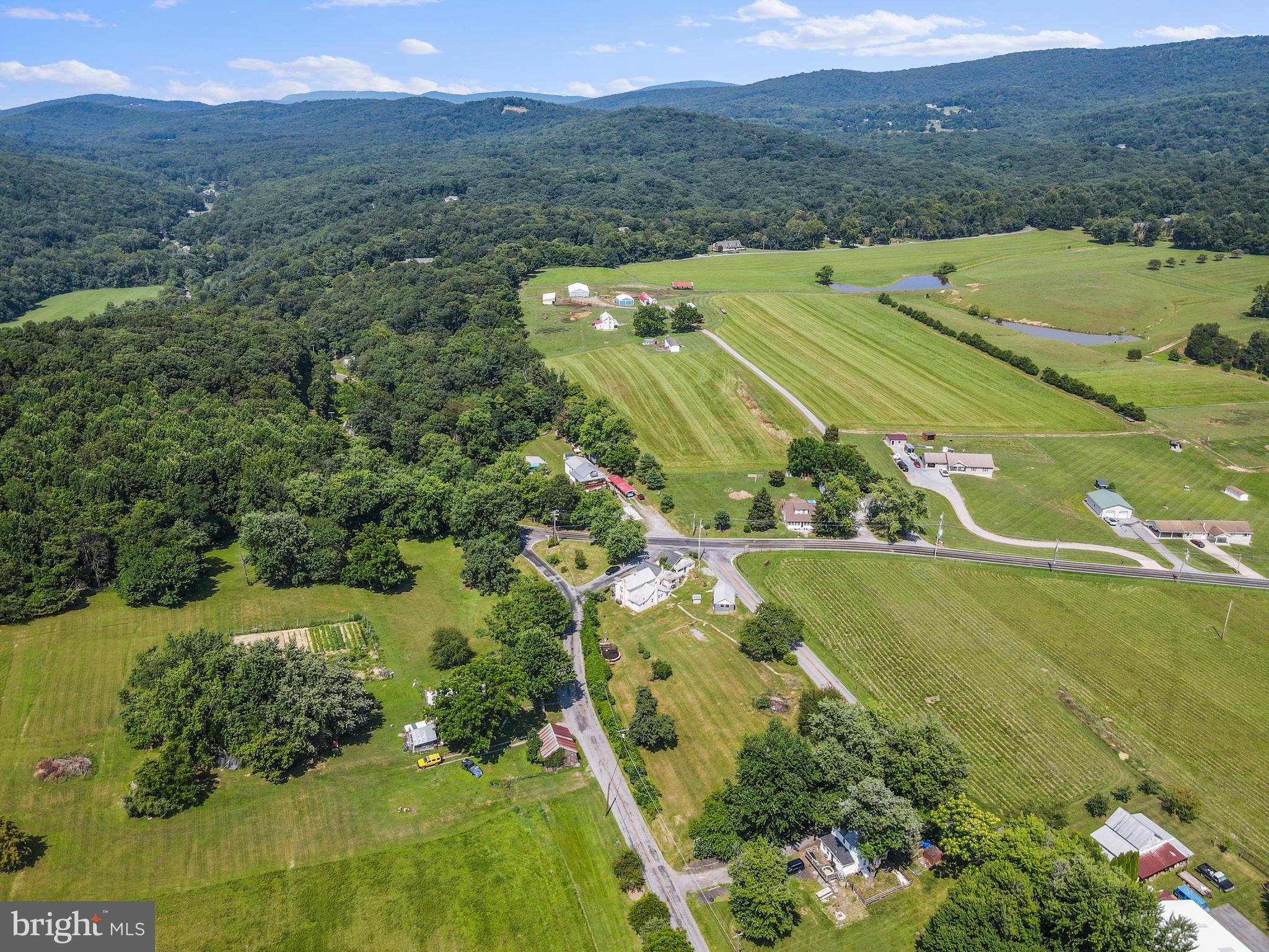 2402 Harpers Ferry Road Sharpsburg, MD 21782 - Photo 32 of 60 Gallery Image 32