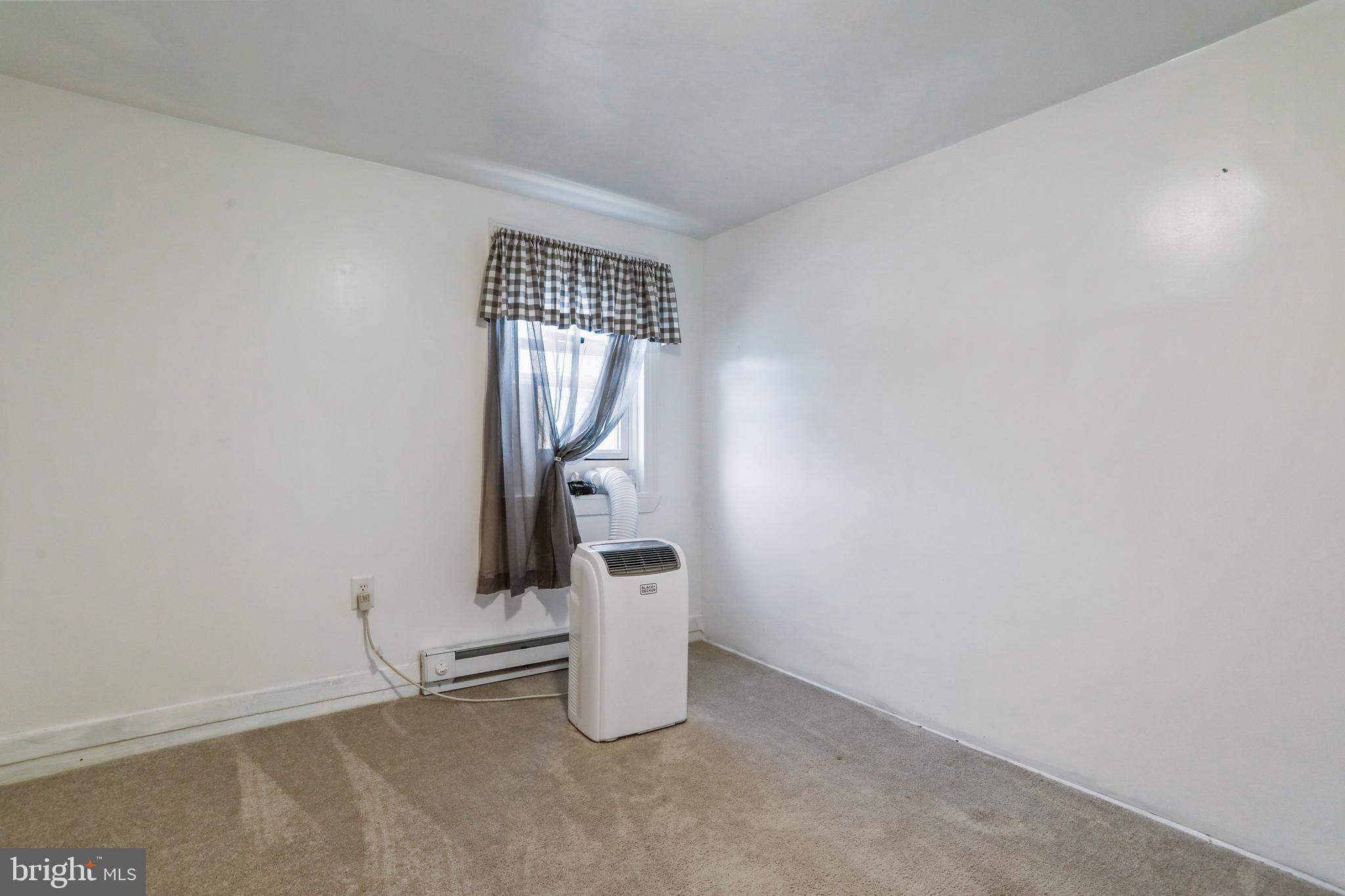 2402 Harpers Ferry Road Sharpsburg, MD 21782 - Photo 53 of 60 Bedroom #2