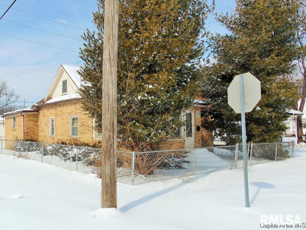229 David Street Springfield, IL 62703 - Photo 1 of 5