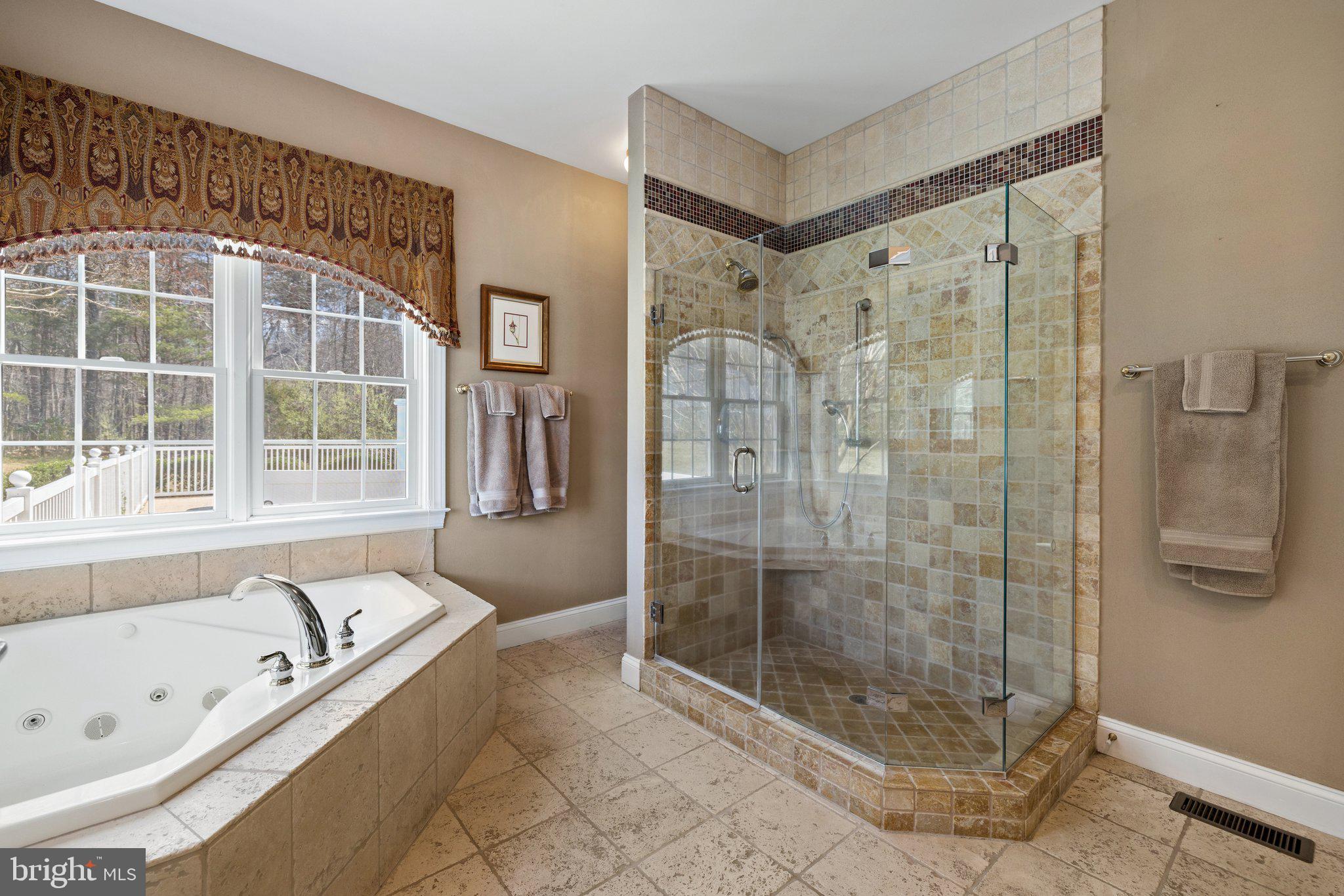 11099 Victor Drive Marshall, VA 20115 - Photo 35 of 65 Bathroom suite main floor