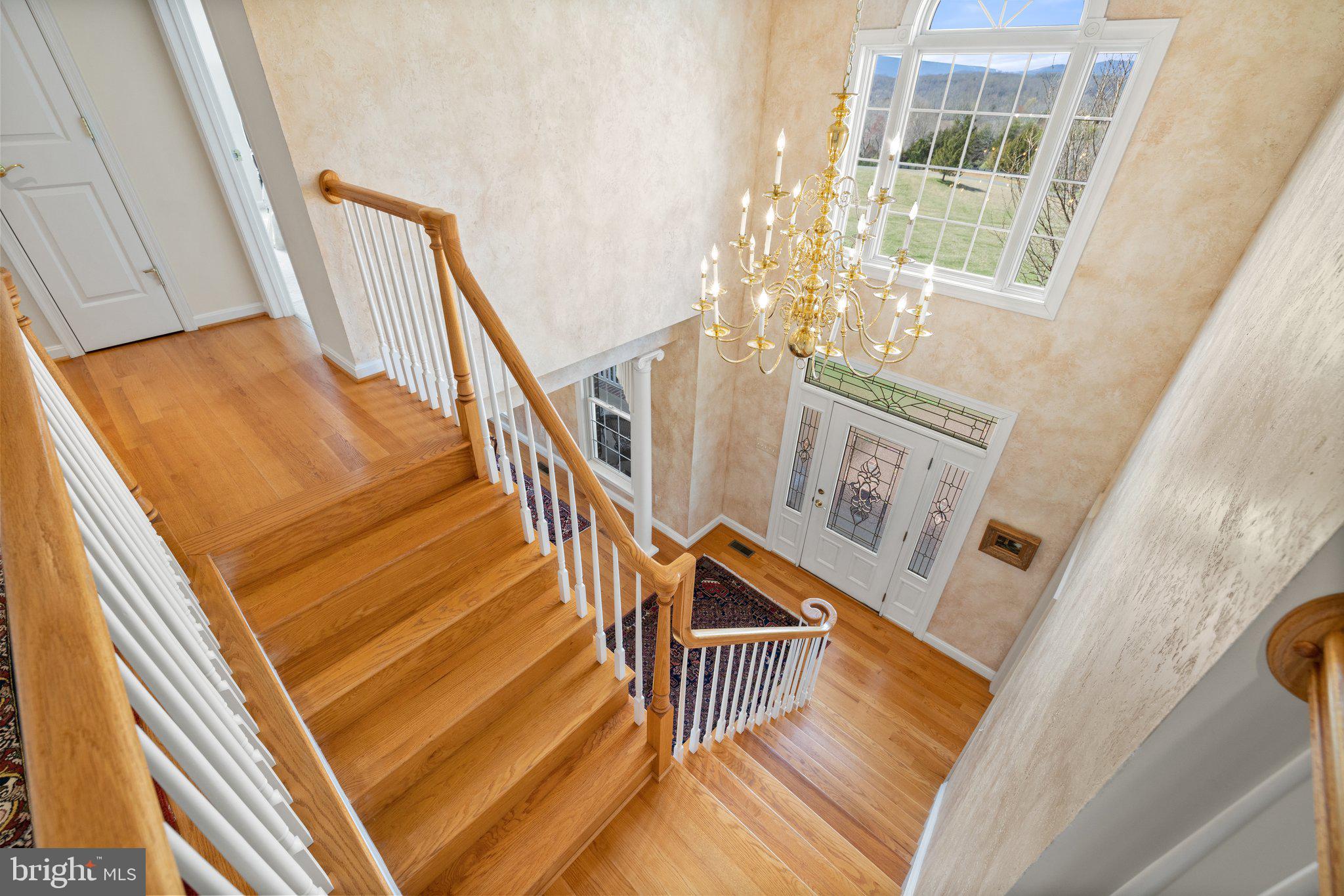 11099 Victor Drive Marshall, VA 20115 - Photo 40 of 65 Foyer