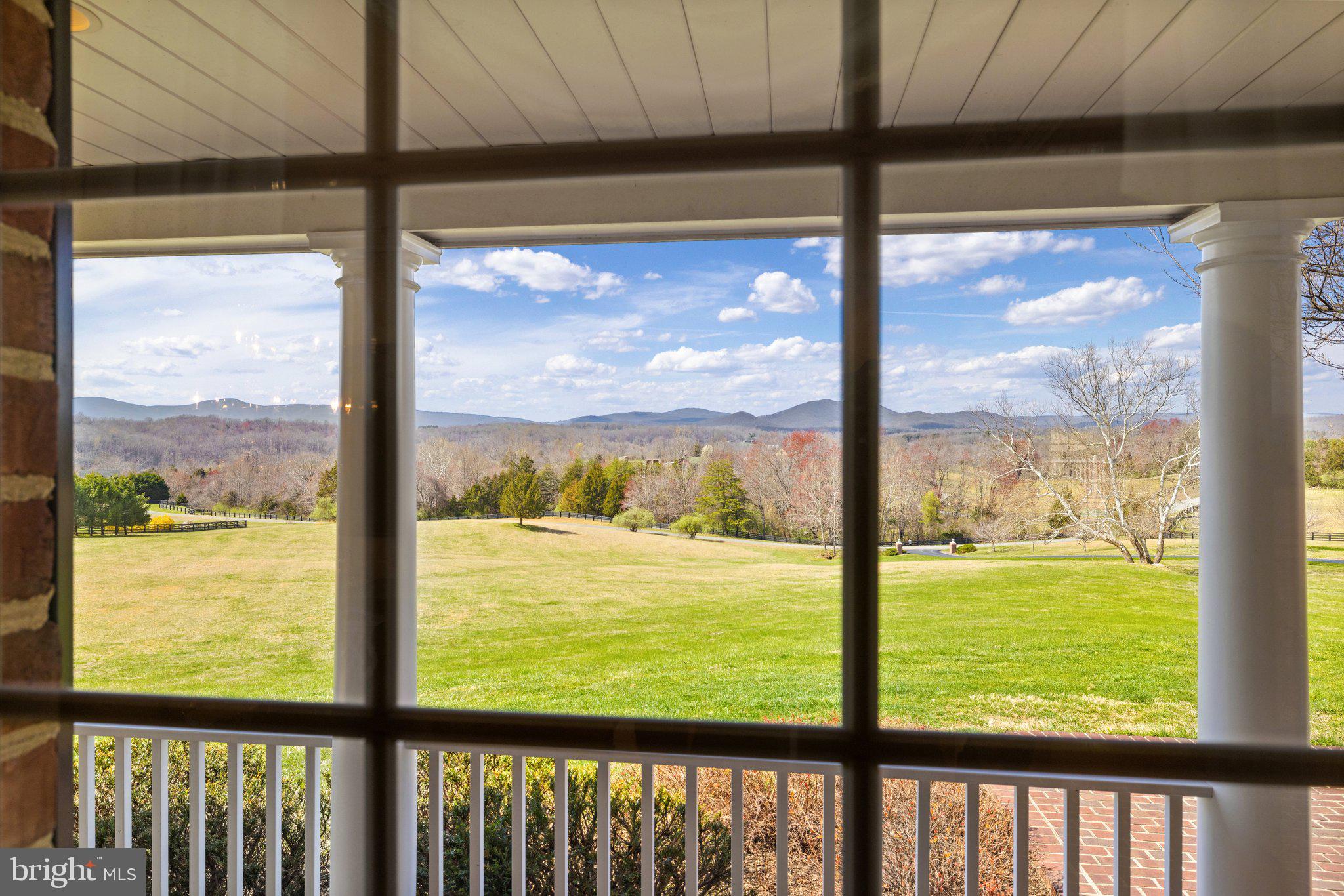 11099 Victor Drive Marshall, VA 20115 - Photo 10 of 65 View from front