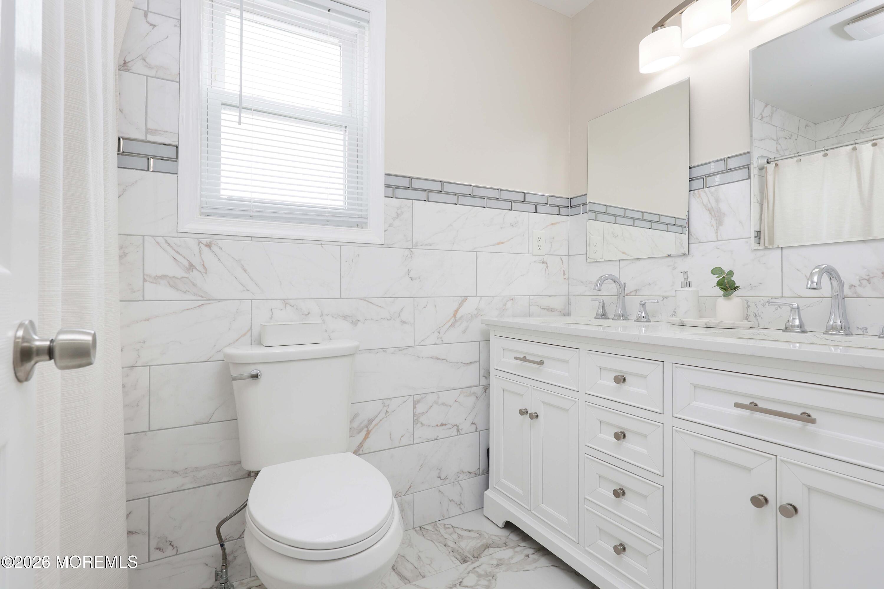 906 Ruth Drive Neptune, NJ 07753 - Photo 17 of 23 758A3351