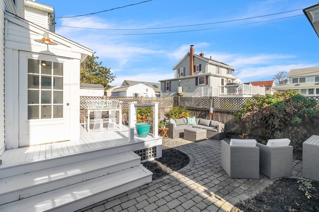 87 Fort Point Road Weymouth, MA 02191 - Photo 15 of 27