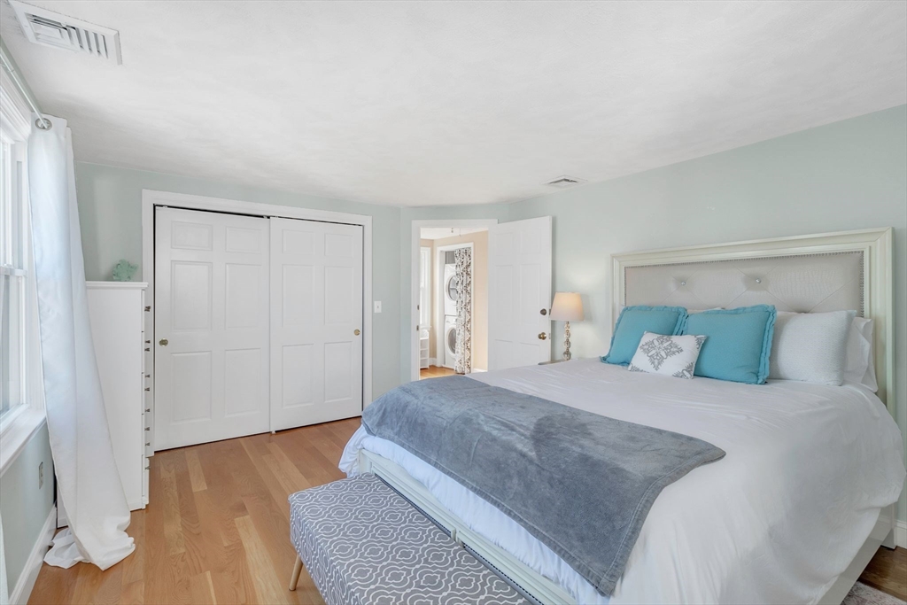 87 Fort Point Road Weymouth, MA 02191 - Photo 20 of 27