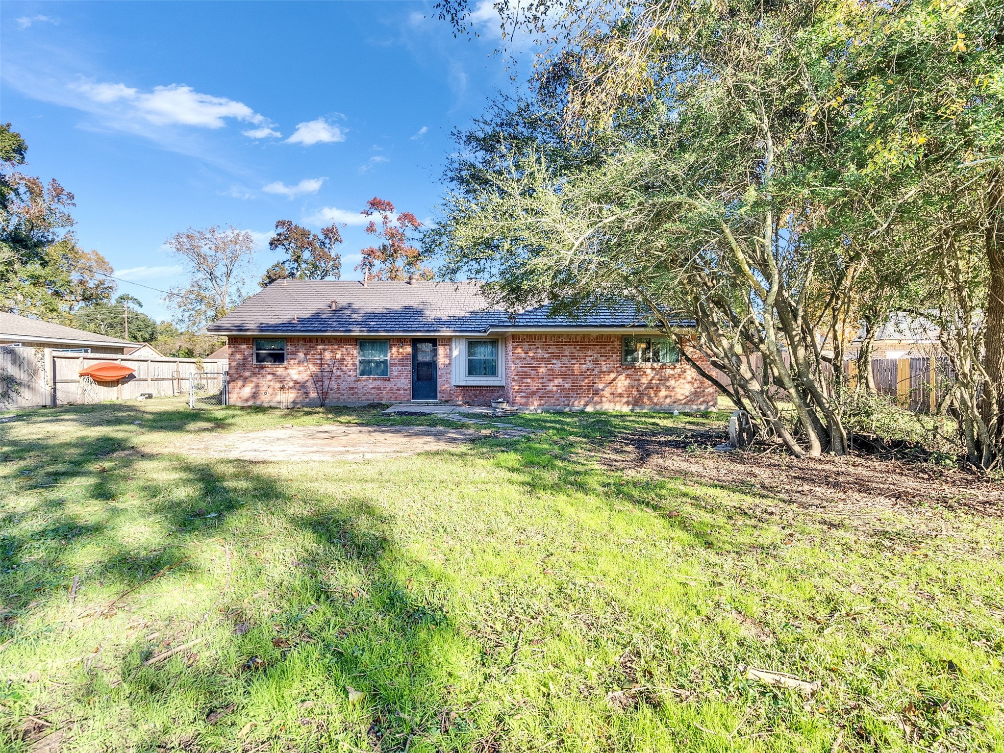 730 Broad Ripple Drive Houston, TX 77336 - Photo 22 of 28 a front view of a house with a yard