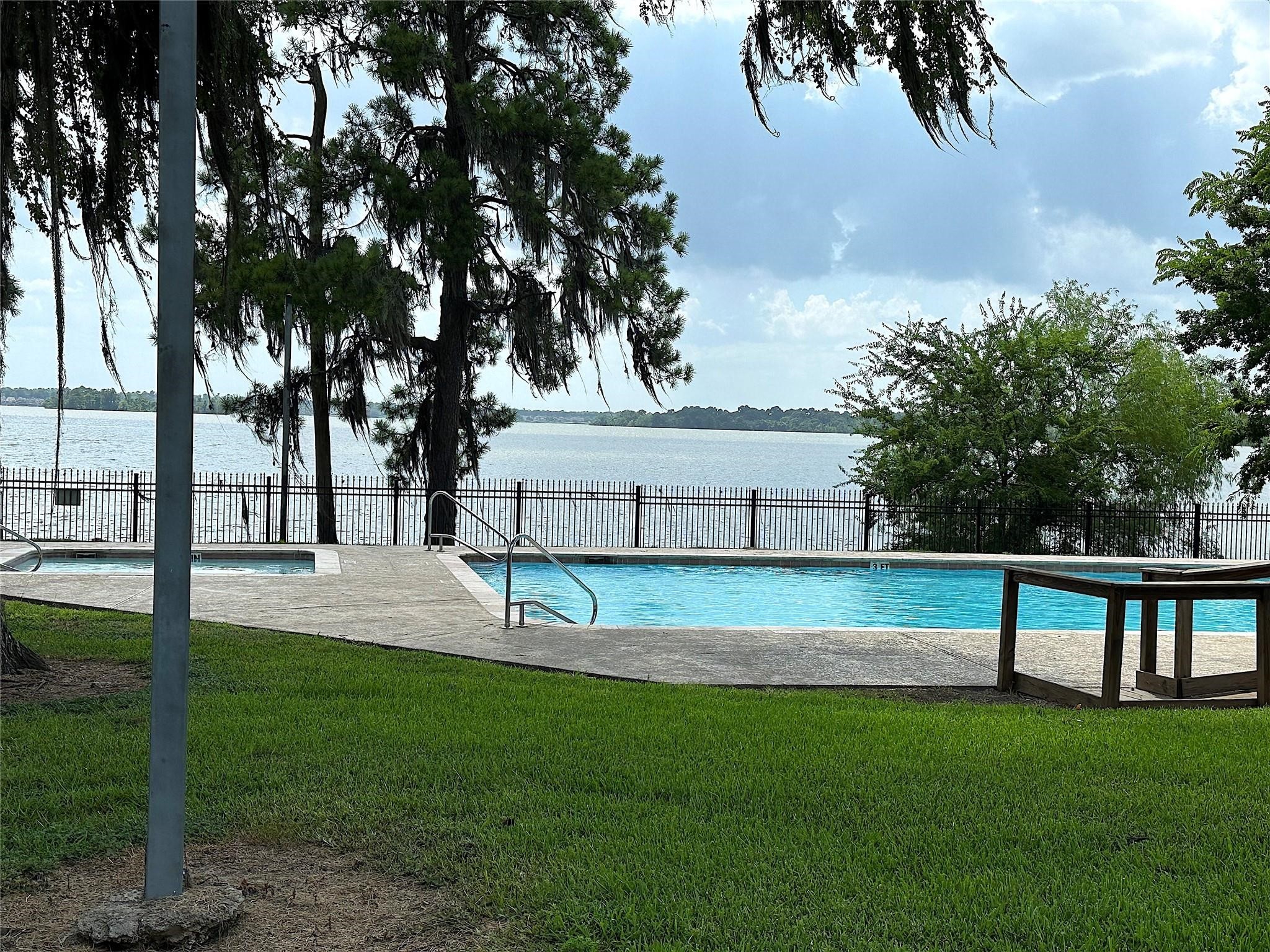 730 Broad Ripple Drive Houston, TX 77336 - Photo 28 of 28 a view of backyard with green space