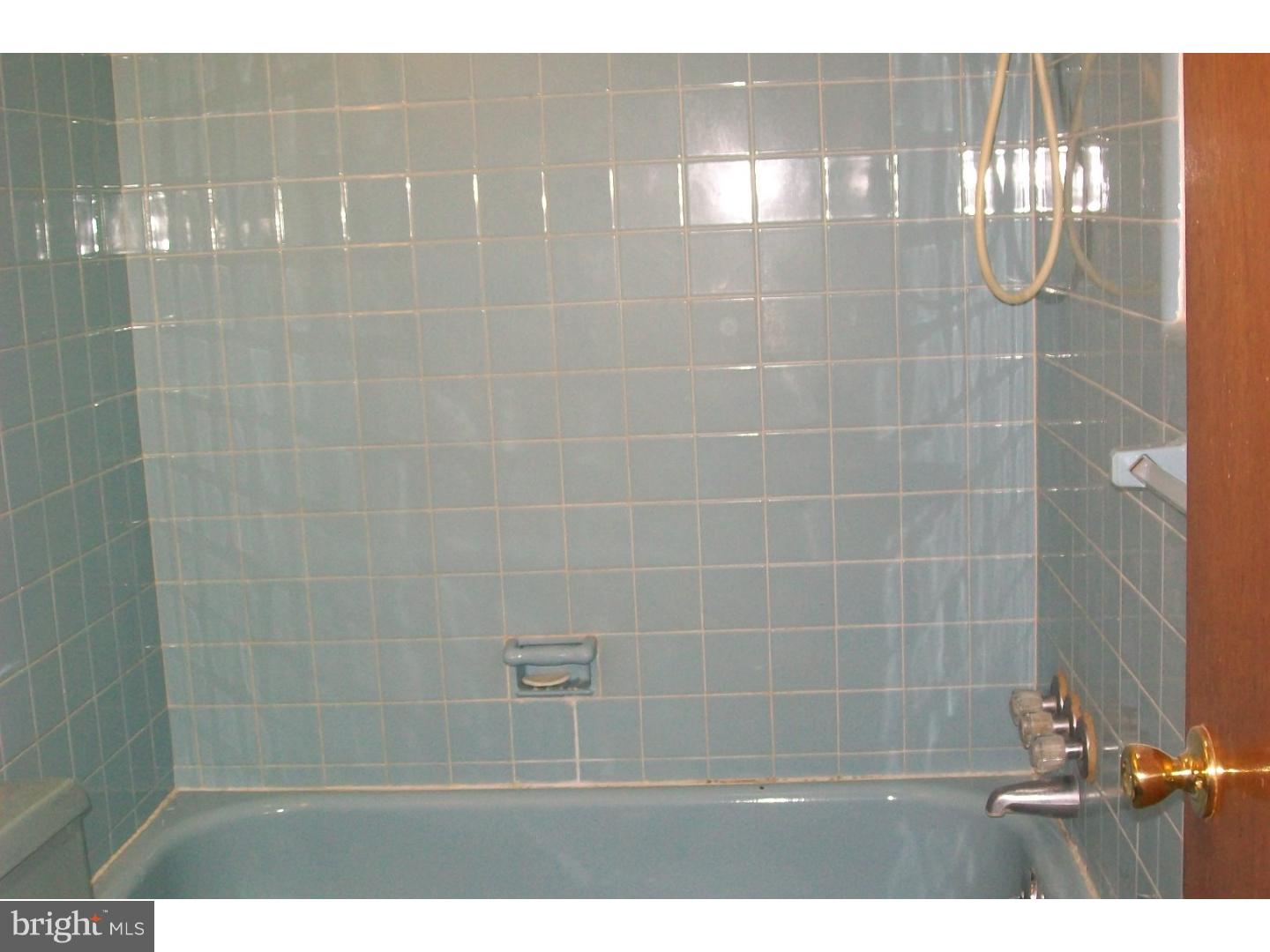 3707 West Country Club Road Philadelphia, PA 19131 - Photo 12 of 21 Gallery Image 12