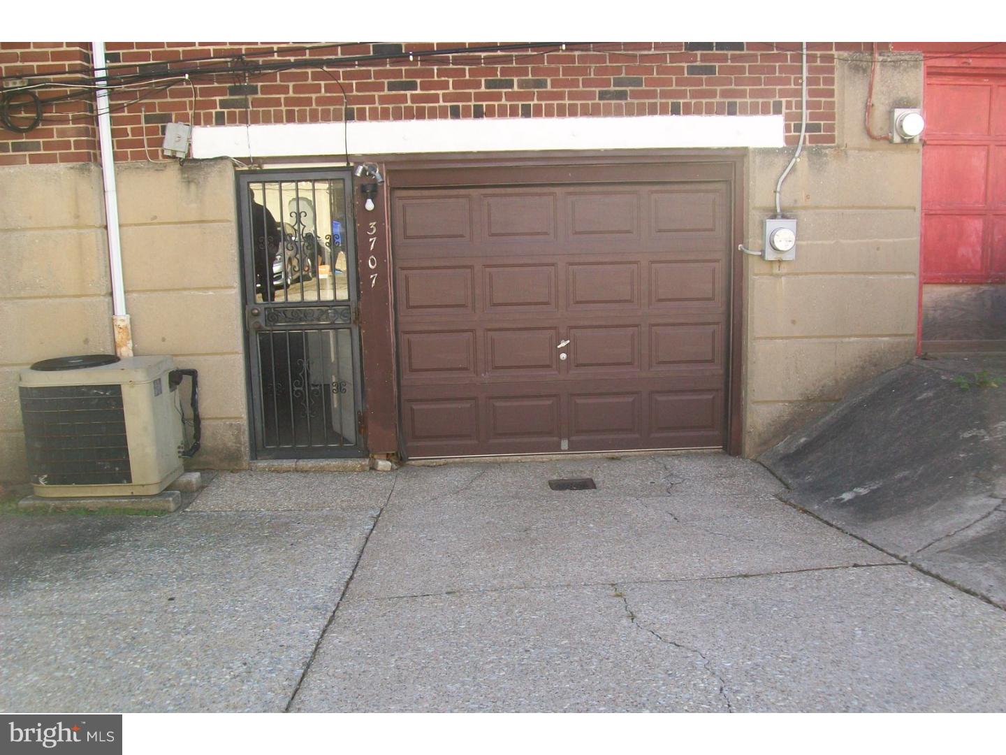 3707 West Country Club Road Philadelphia, PA 19131 - Photo 19 of 21 Gallery Image 19