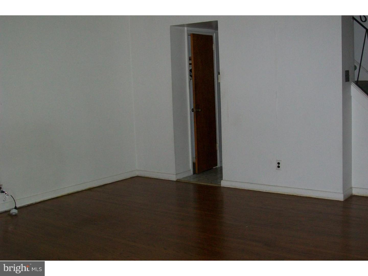 3707 West Country Club Road Philadelphia, PA 19131 - Photo 3 of 21 Gallery Image 3