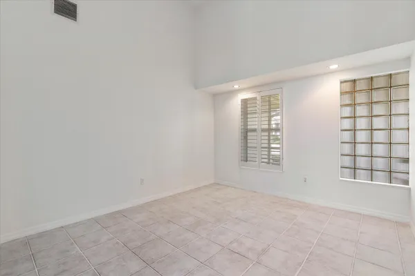 $1,485,000 | 2805 Hampton Circle East, Delray Beach, FL 33445
