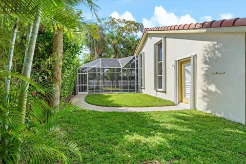 $1,485,000 | 2805 Hampton Circle East, Delray Beach, FL 33445