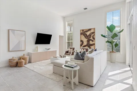 $1,399,000 | 2805 Hampton Circle East, Delray Beach, FL 33445