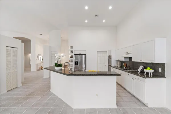 $1,485,000 | 2805 Hampton Circle East, Delray Beach, FL 33445