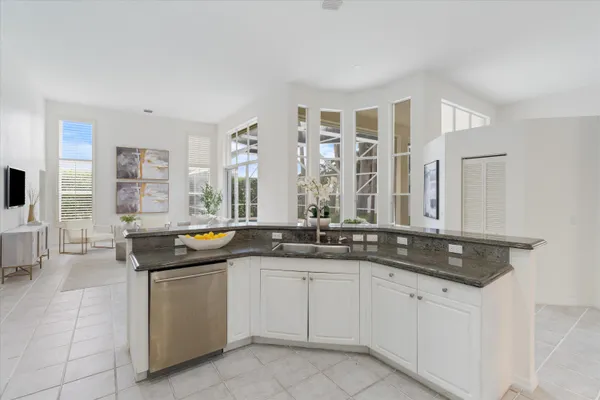 $1,485,000 | 2805 Hampton Circle East, Delray Beach, FL 33445