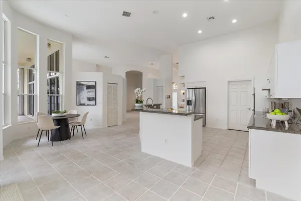 $1,485,000 | 2805 Hampton Circle East, Delray Beach, FL 33445