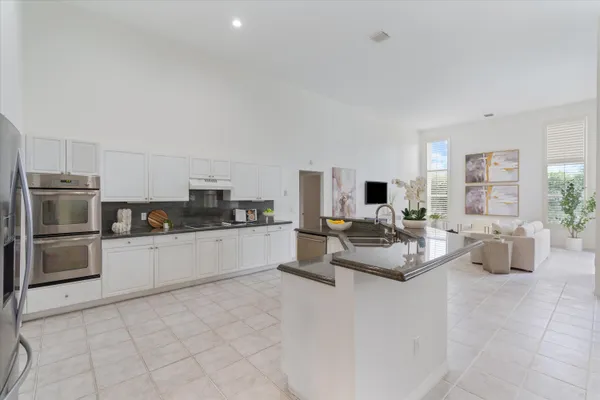 $1,485,000 | 2805 Hampton Circle East, Delray Beach, FL 33445