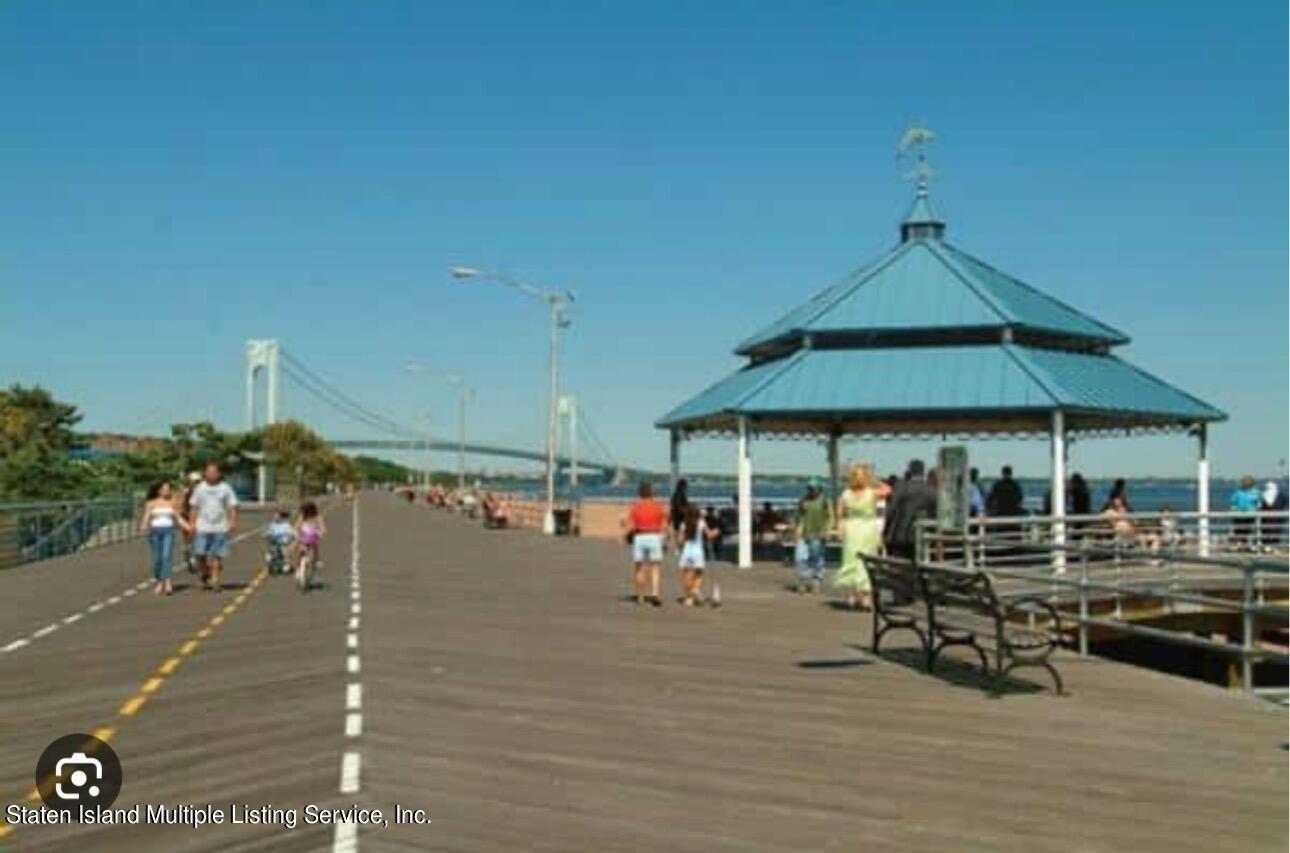 109 Hempstead Avenue Staten Island, NY 10306 - Photo 27 of 31 dysten idland boatdwalk phoyos - Google