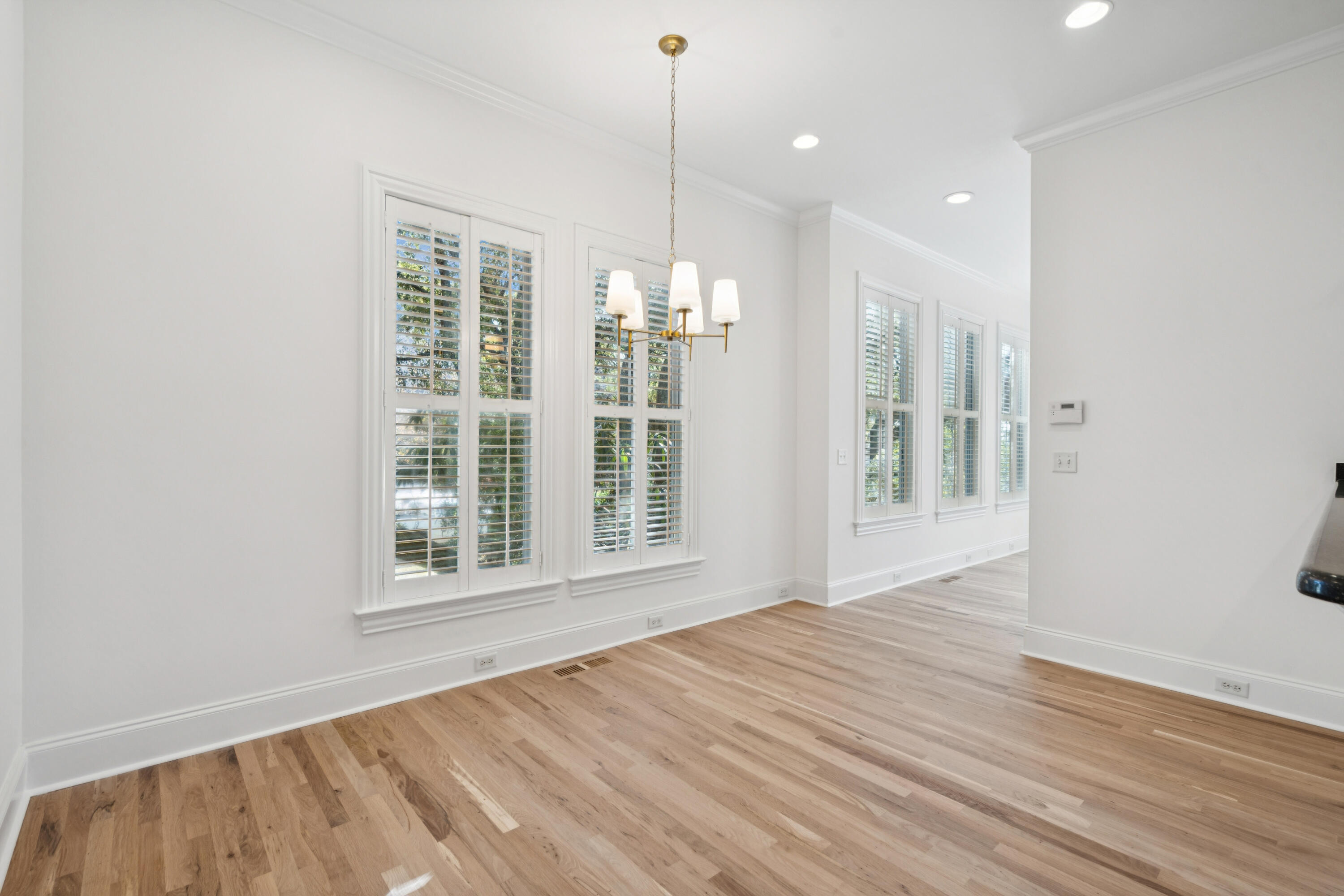 832 Fiddlers Point Lane Mount Pleasant, SC 29464 - Photo 11 of 31 832FiddlersPointLn-KeenEyeMarketing-024