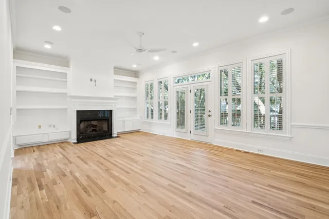 $1,795,000 | 832 Fiddlers Point Lane, Mount Pleasant, SC 29464