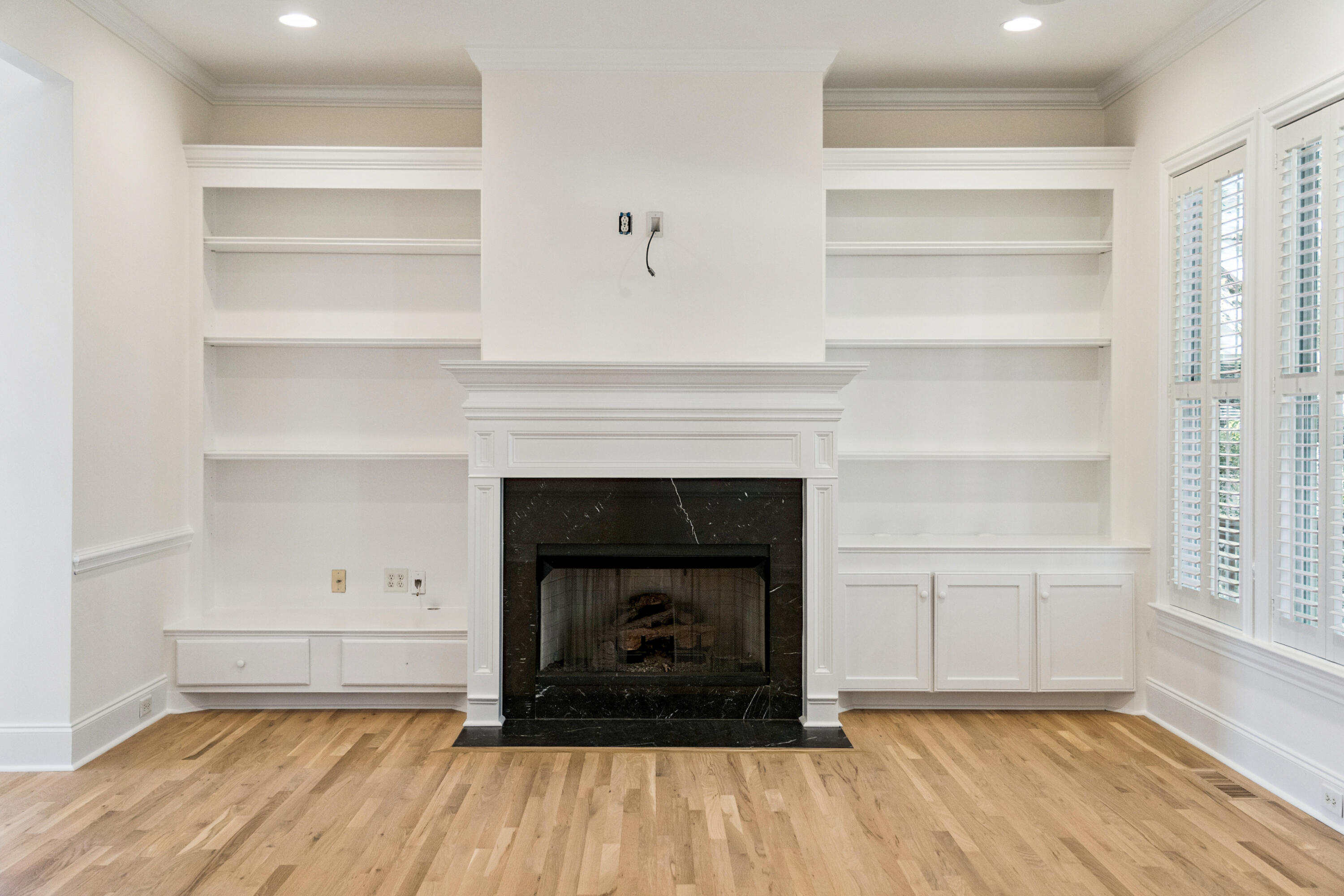 832 Fiddlers Point Lane Mount Pleasant, SC 29464 - Photo 14 of 31 832FiddlersPointLn-KeenEyeMarketing-028