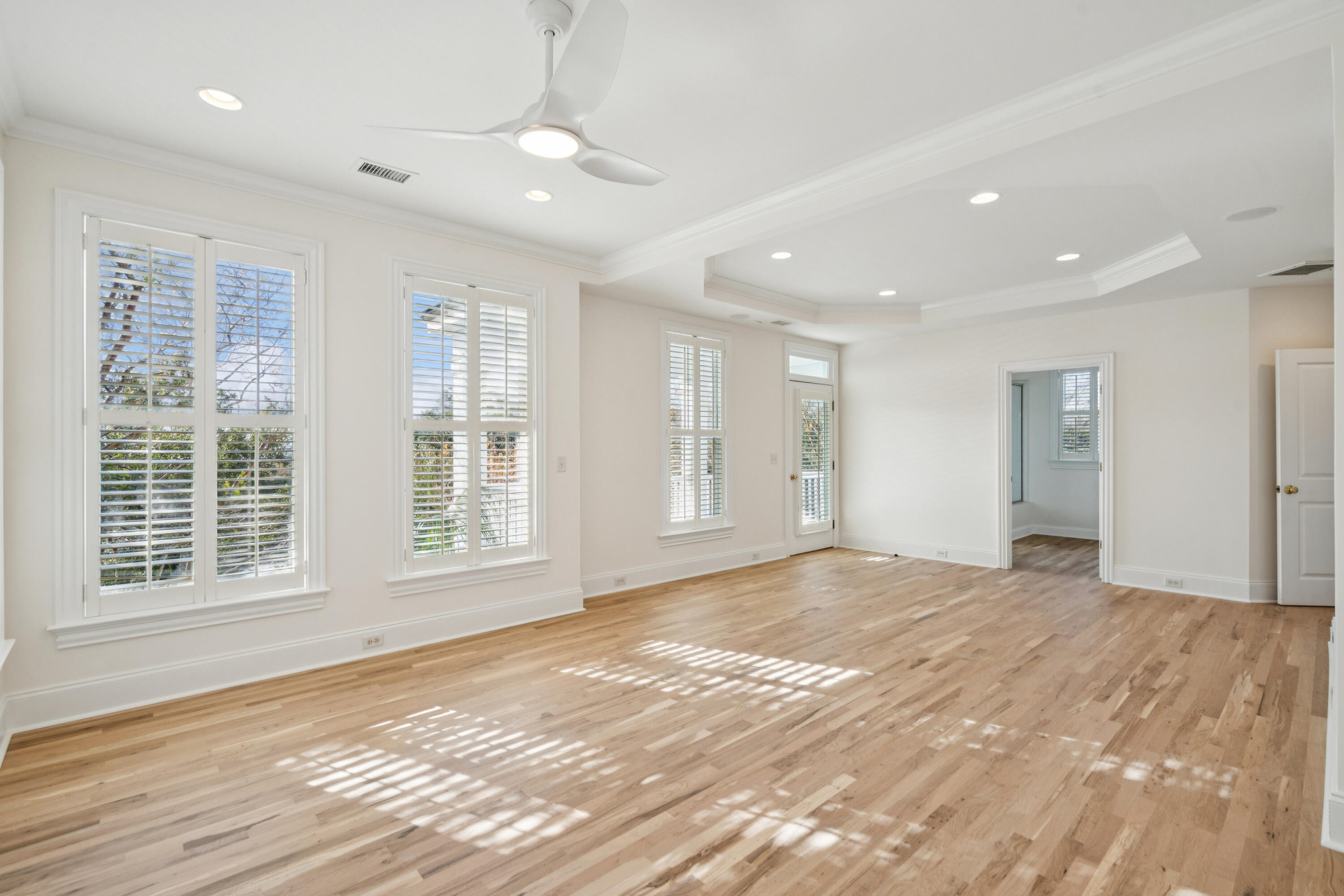 832 Fiddlers Point Lane Mount Pleasant, SC 29464 - Photo 22 of 31 832FiddlersPointLn-KeenEyeMarketing-044