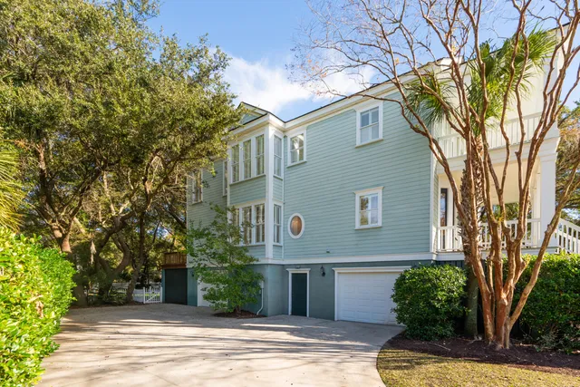 $1,795,000 | 832 Fiddlers Point Lane, Mount Pleasant, SC 29464