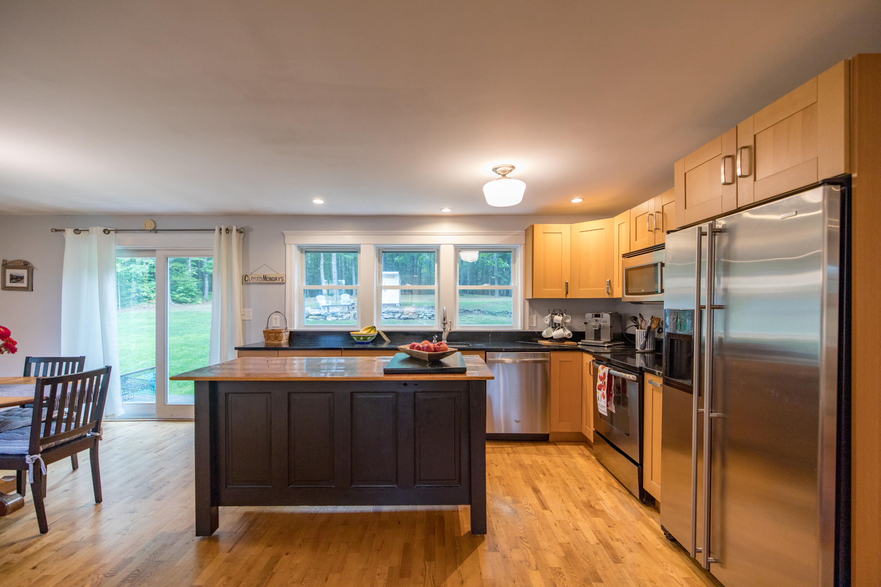 70 Middle Road Cumberland, ME 04021 - Photo 12 of 43 6I3A4428