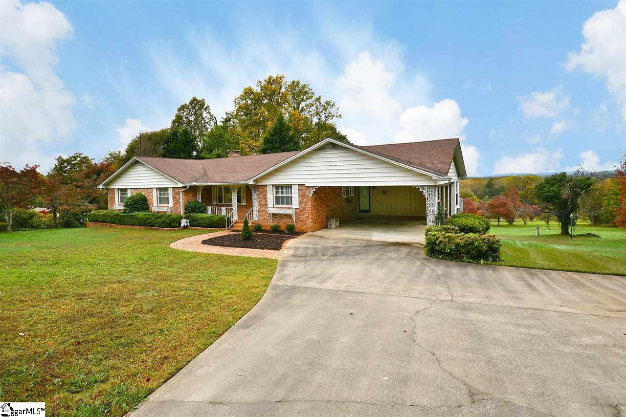 246 Mulberry Road Easley, SC 29640 - Photo 2 of 36