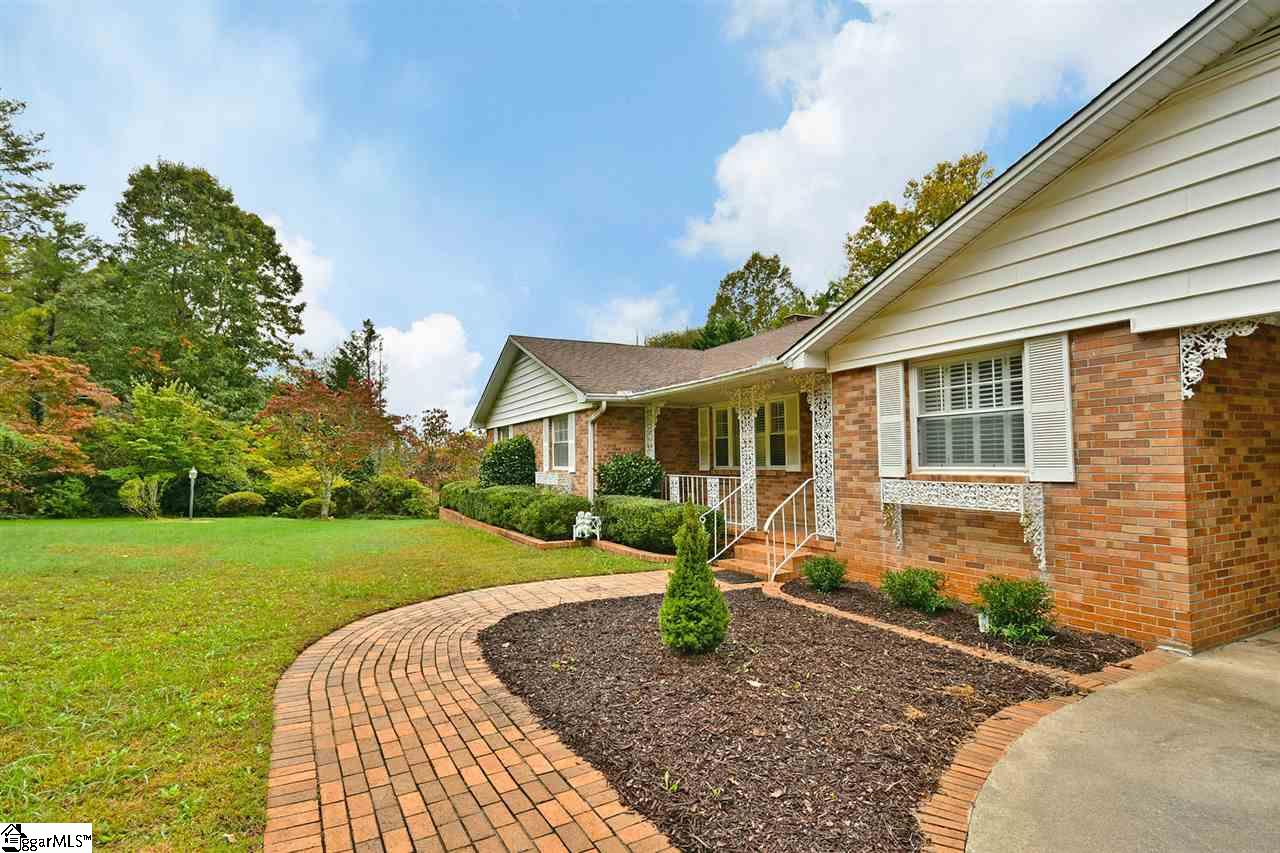 246 Mulberry Road Easley, SC 29640 - Photo 3 of 36