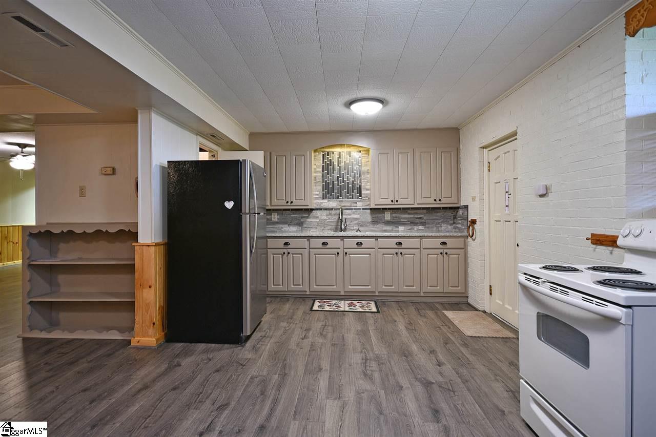 246 Mulberry Road Easley, SC 29640 - Photo 25 of 36