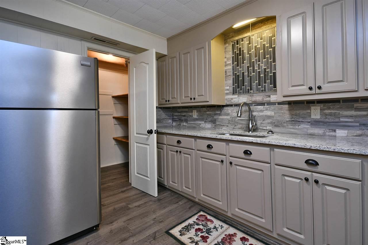 246 Mulberry Road Easley, SC 29640 - Photo 26 of 36