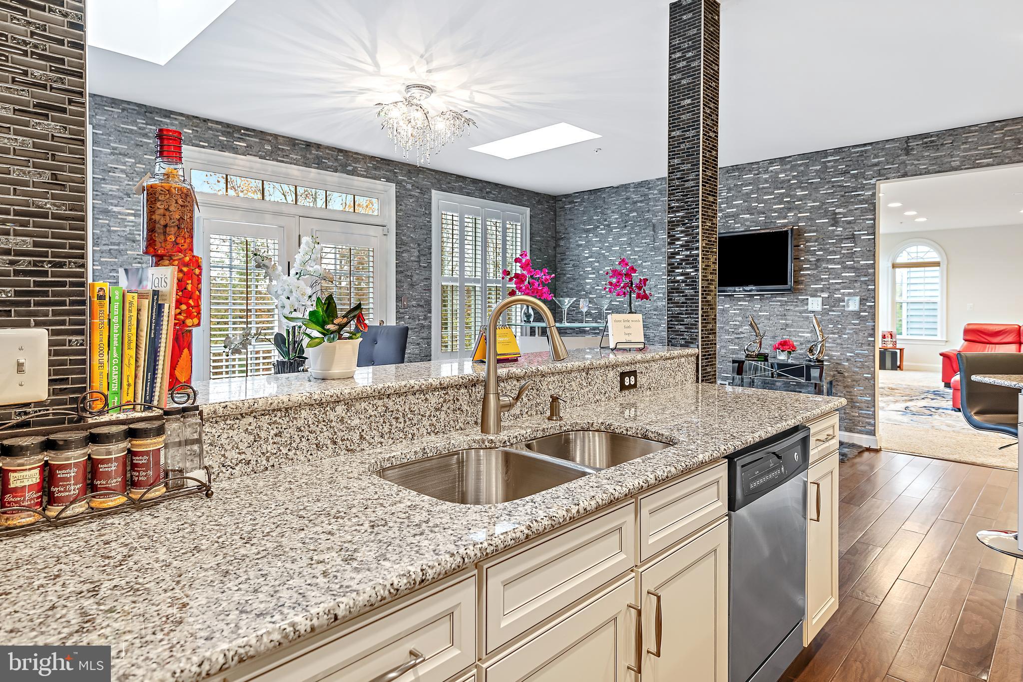 13003 Contee Manor Road Bowie, MD 20721 - Photo 17 of 93