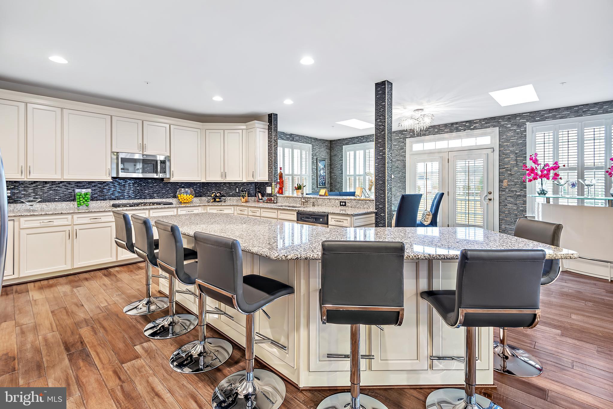 13003 Contee Manor Road Bowie, MD 20721 - Photo 21 of 93 Grand Center Island with Breakfast Bar Seating