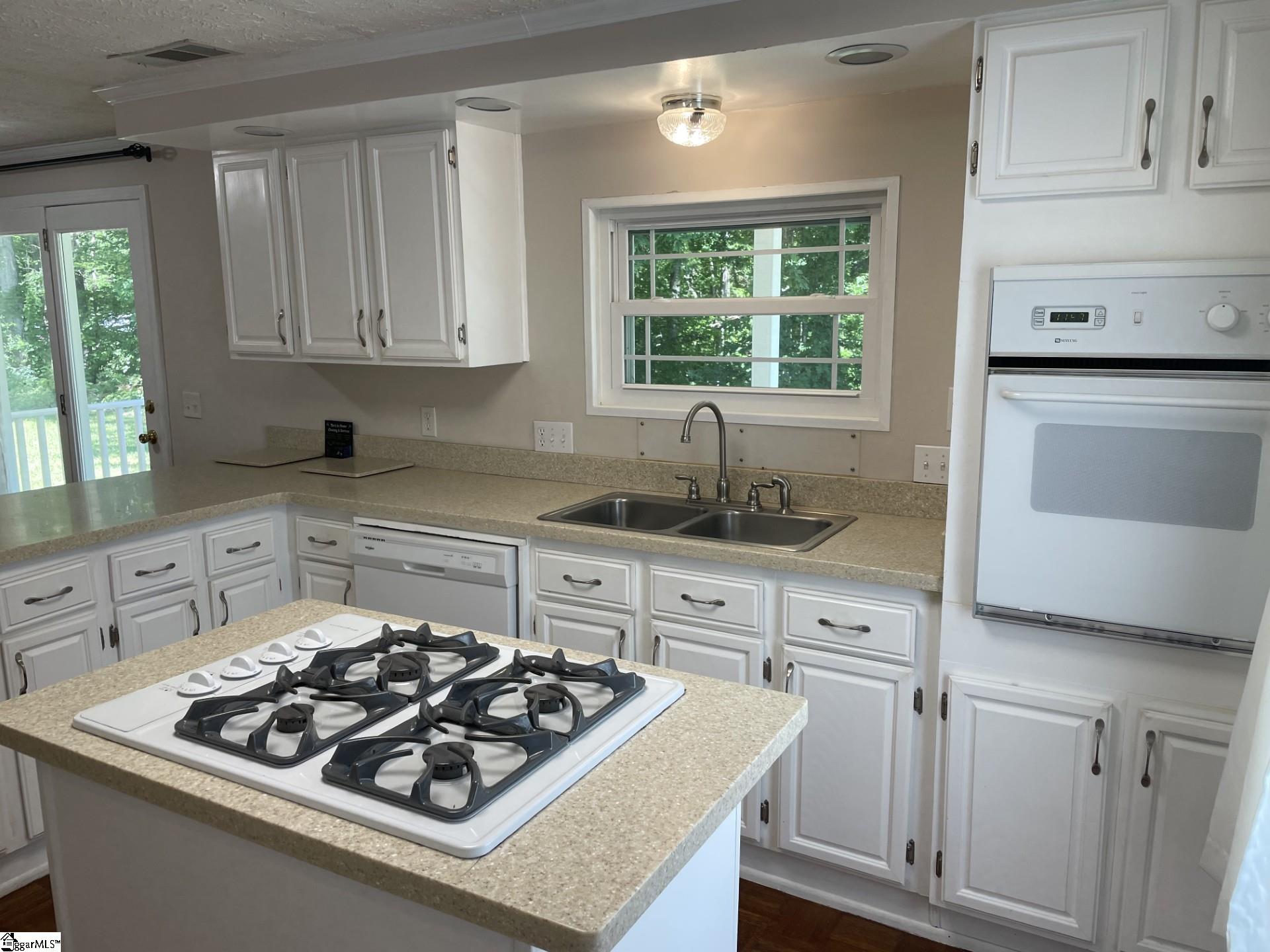 722 Cypress Point Drive Chappells, SC 29037 - Photo 12 of 46