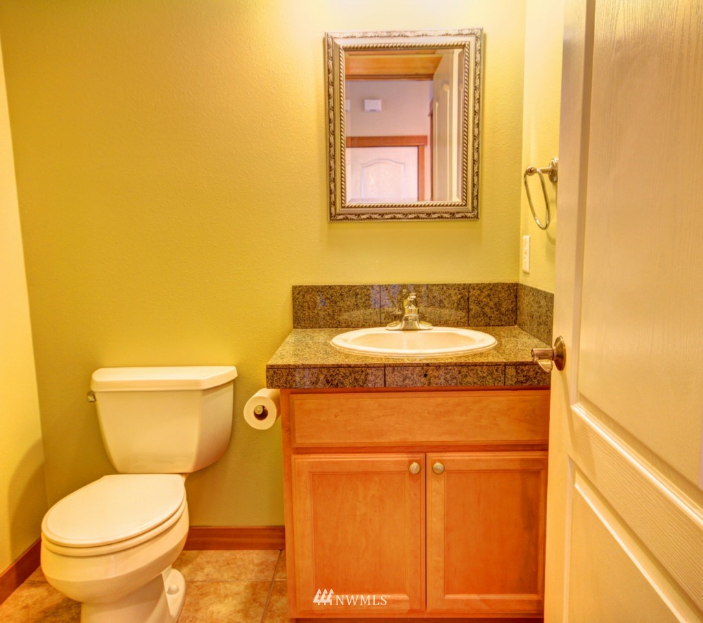 8782 Vinup Road Lynden, WA 98264 - Photo 14 of 25 Gallery Image 14