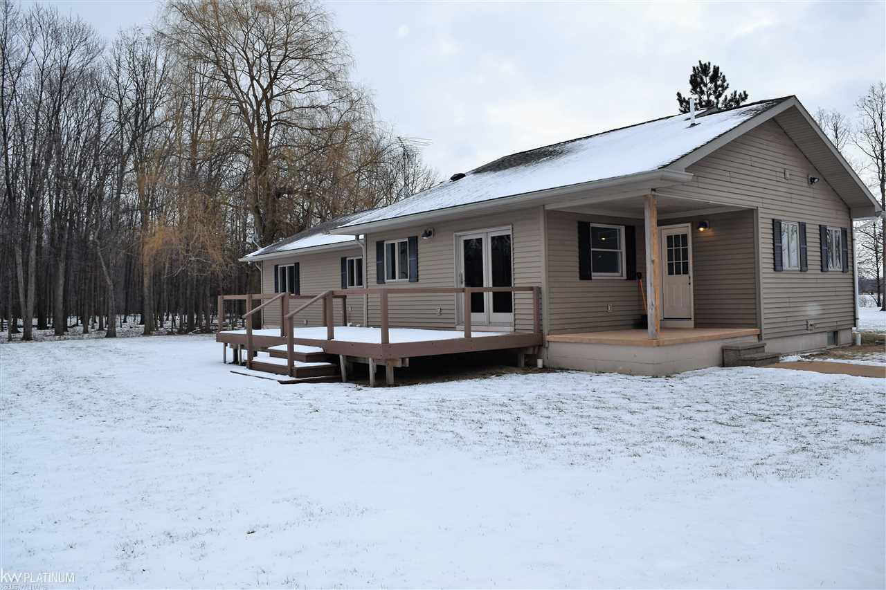 16010 Roehl Road Capac, MI 48014 - Photo 13 of 27 Back of house