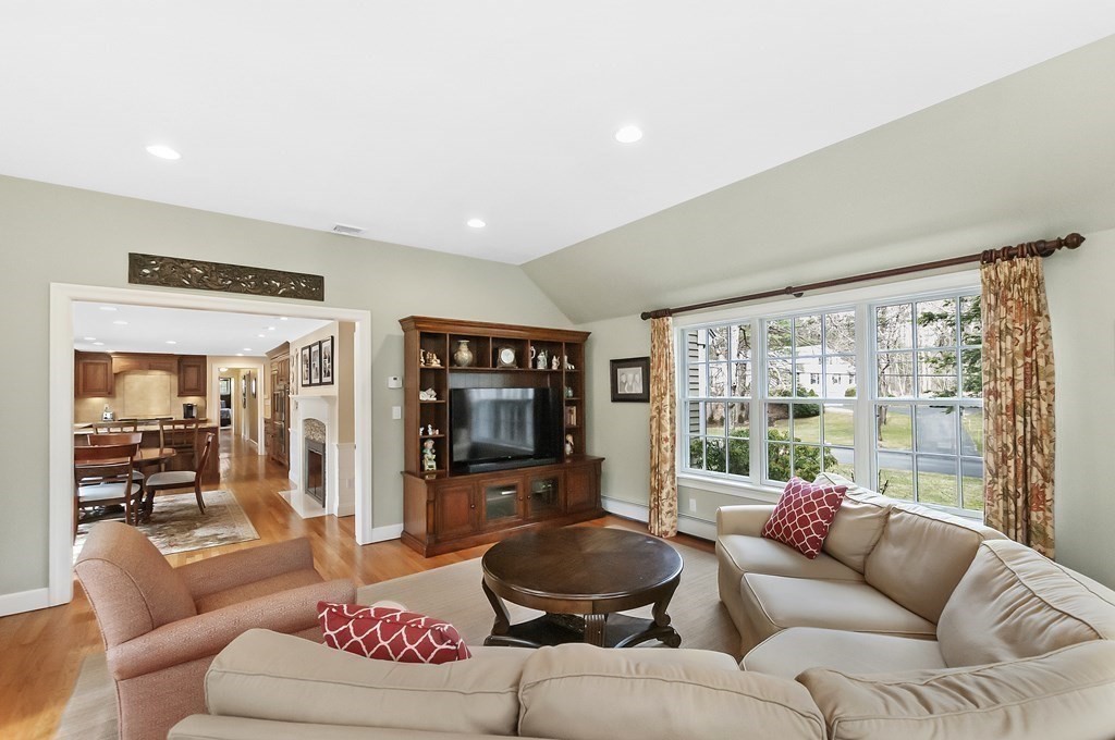 74 Cherry Brook Road Weston, MA 02493 - Photo 10 of 28