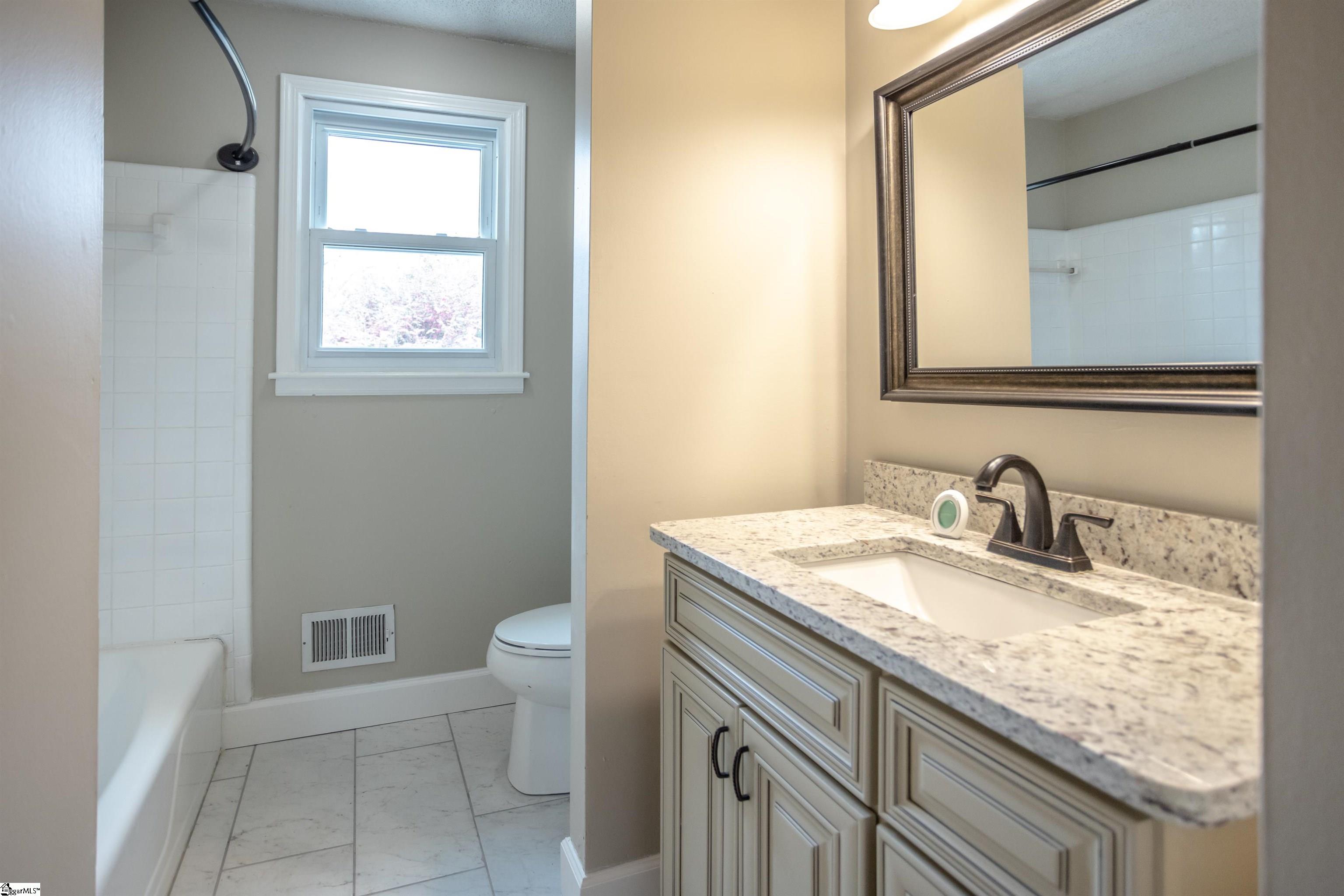 505 Mapleton Drive Greenville, SC 29607 - Photo 16 of 23